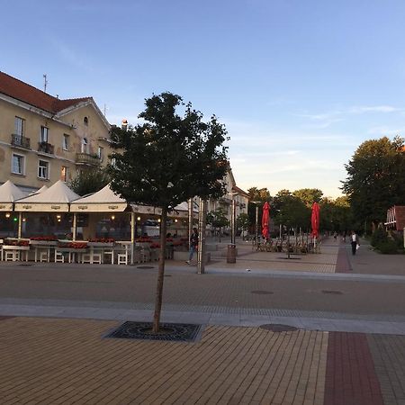 Downtown Apartment Klaipėda Esterno foto